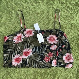 American Eagle Floral Crop Top ** Never Worn